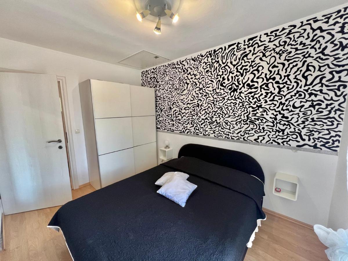 Apartments In Dramalj 45034 外观 照片