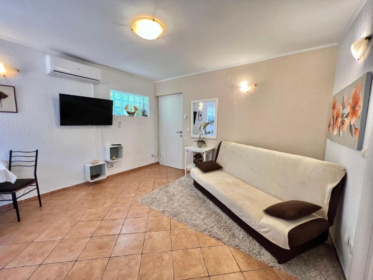 Apartments In Dramalj 45034 外观 照片